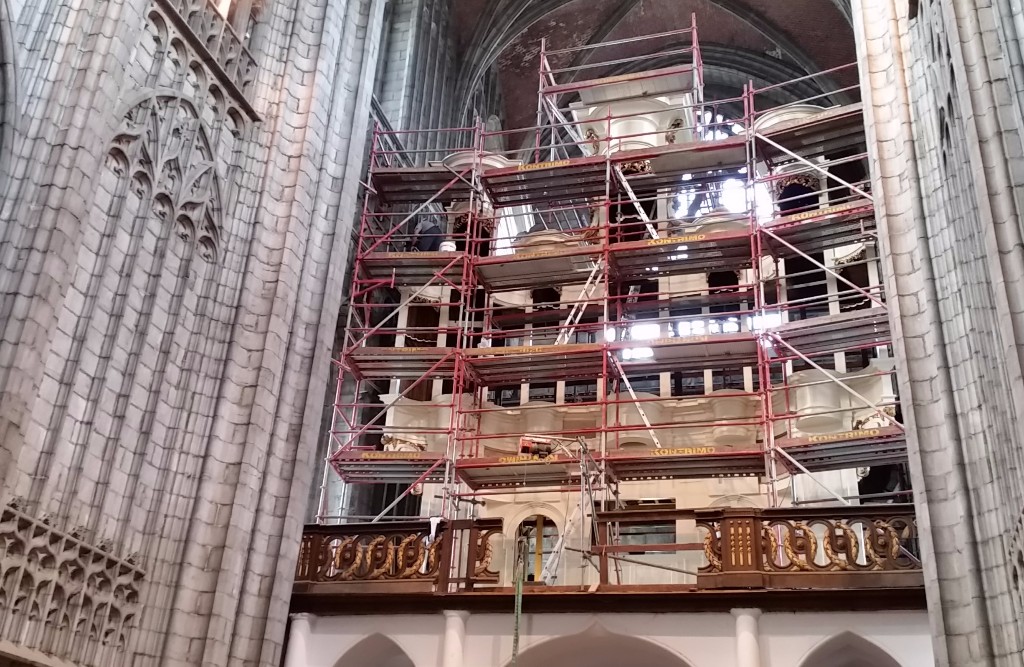 Mons Restauration orgue Ste Waudru 1